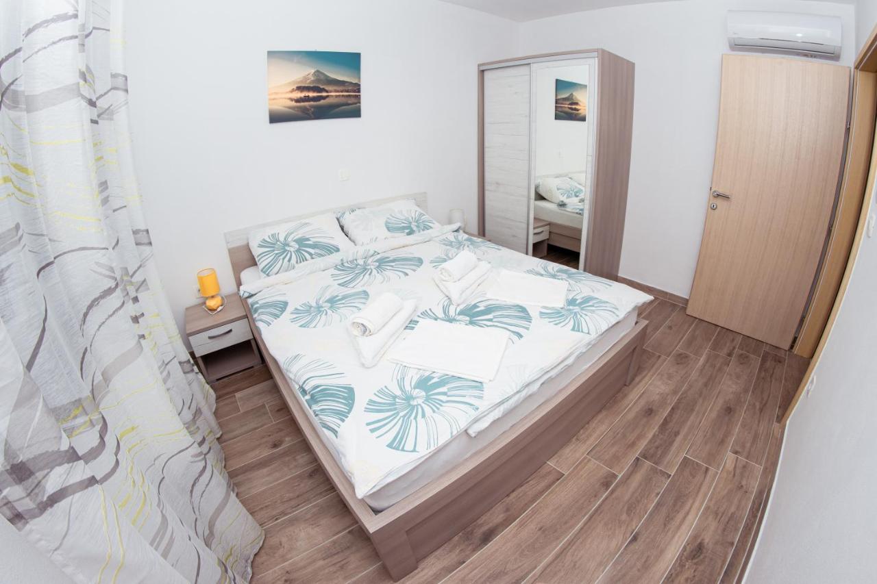 Apartmani Mijo, Biograd Na Moru Dış mekan fotoğraf