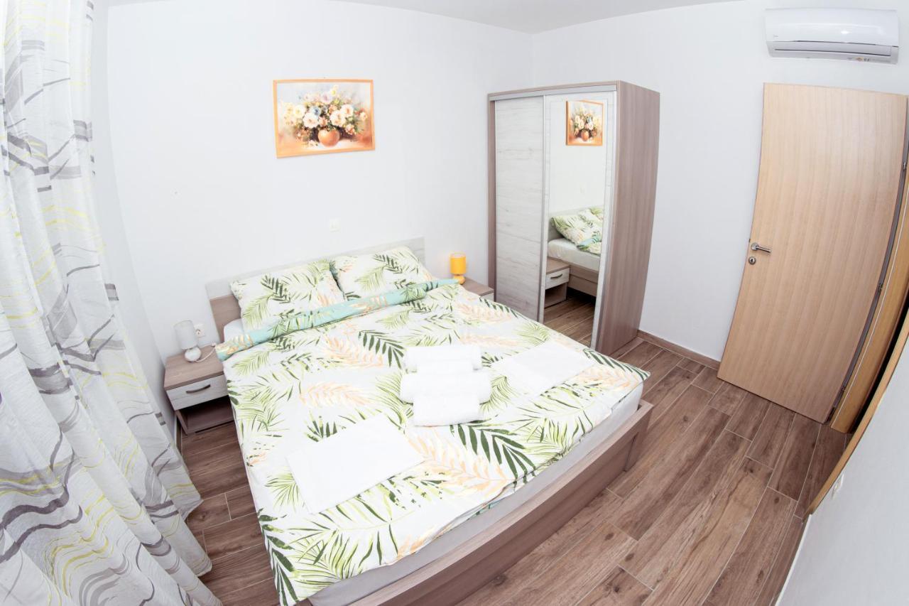 Apartmani Mijo, Biograd Na Moru Dış mekan fotoğraf