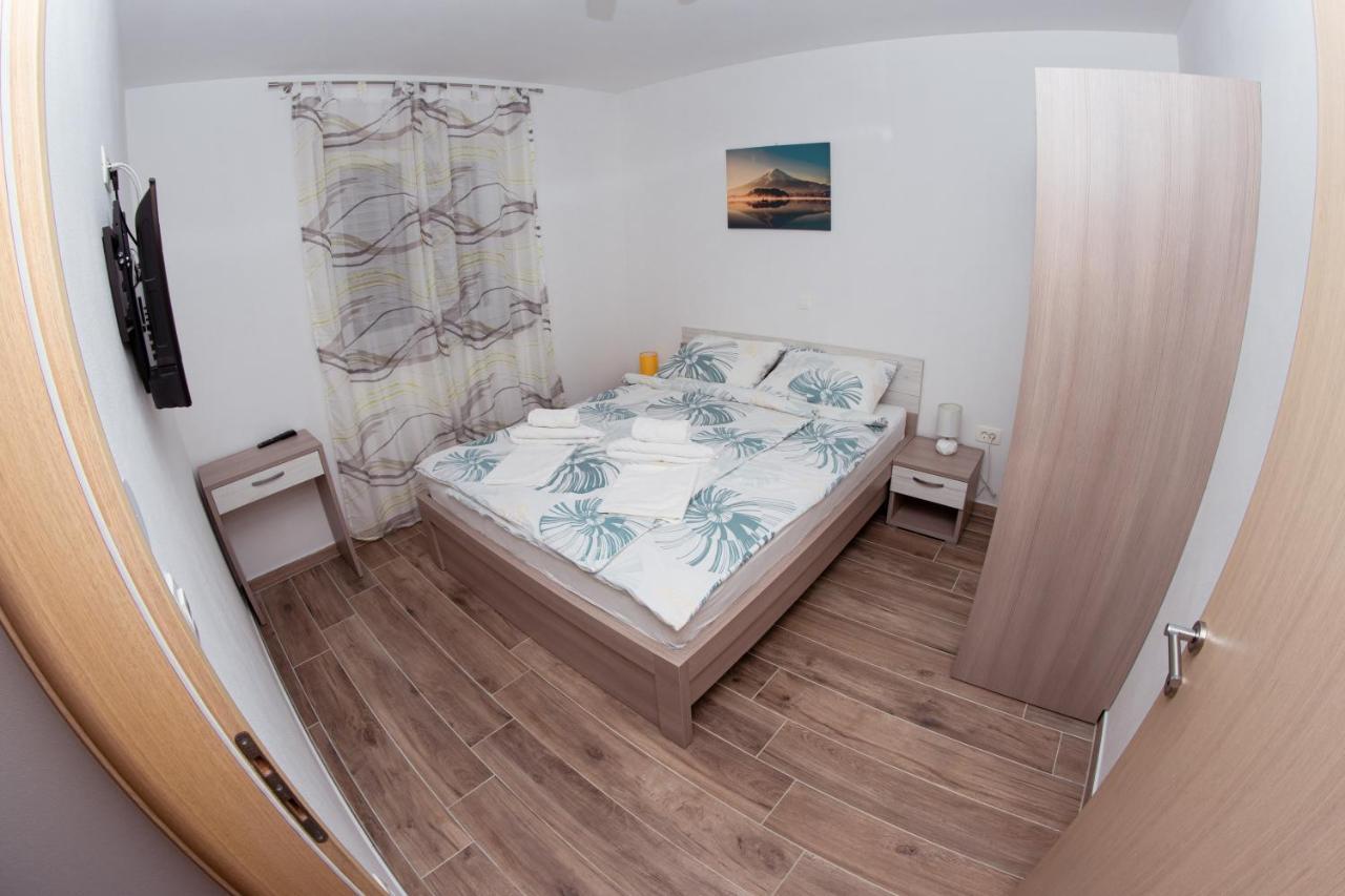 Apartmani Mijo, Biograd Na Moru Dış mekan fotoğraf