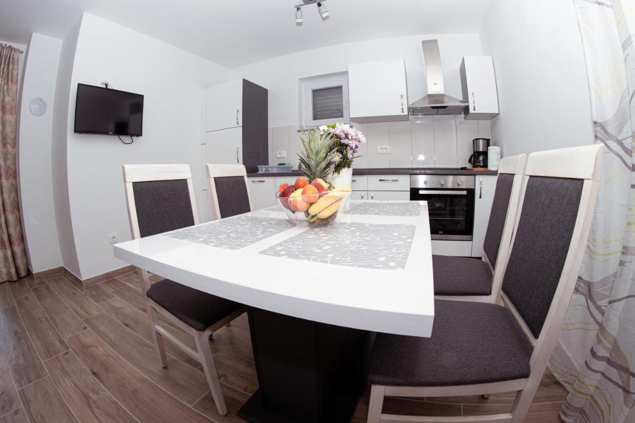 Apartmani Mijo, Biograd Na Moru Dış mekan fotoğraf