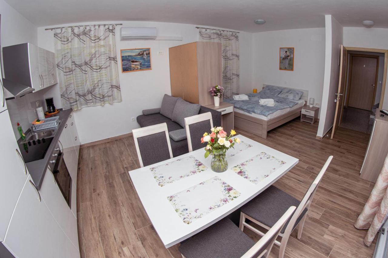 Apartmani Mijo, Biograd Na Moru Dış mekan fotoğraf