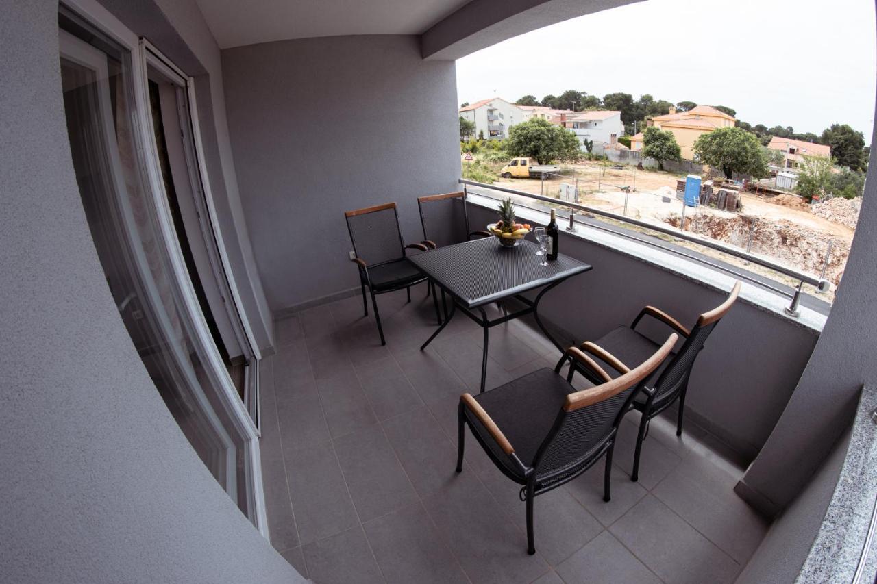 Apartmani Mijo, Biograd Na Moru Dış mekan fotoğraf