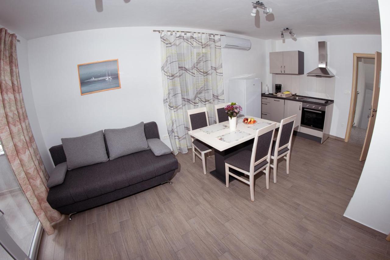 Apartmani Mijo, Biograd Na Moru Dış mekan fotoğraf