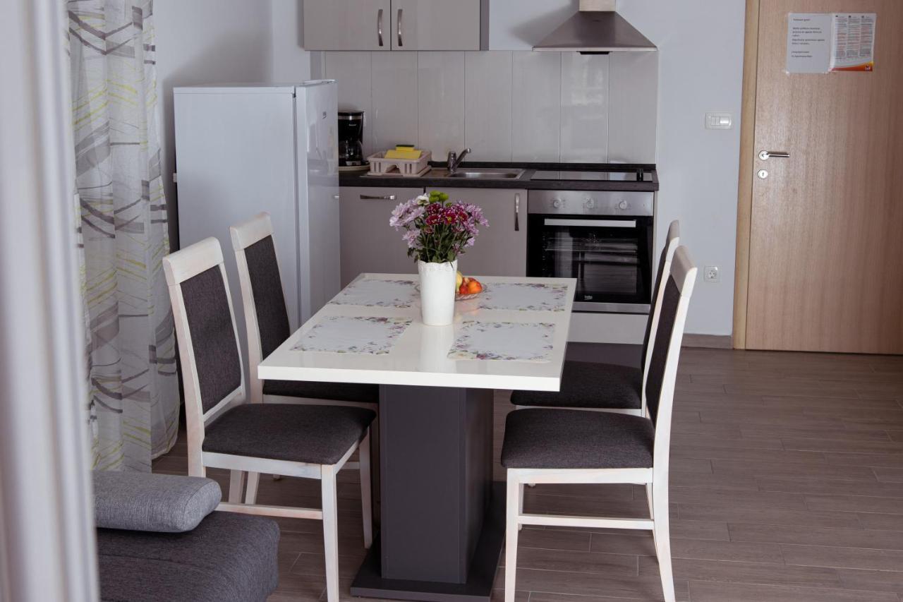 Apartmani Mijo, Biograd Na Moru Dış mekan fotoğraf
