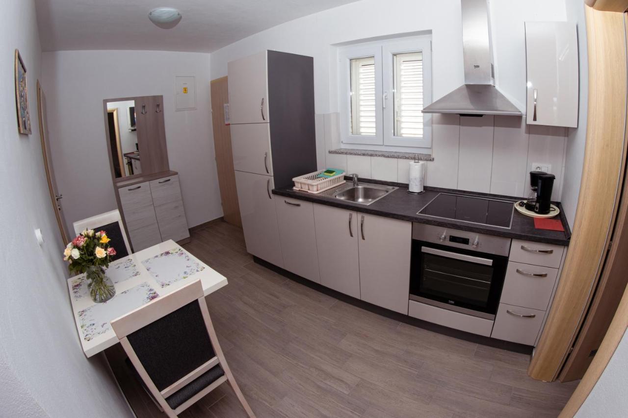 Apartmani Mijo, Biograd Na Moru Dış mekan fotoğraf