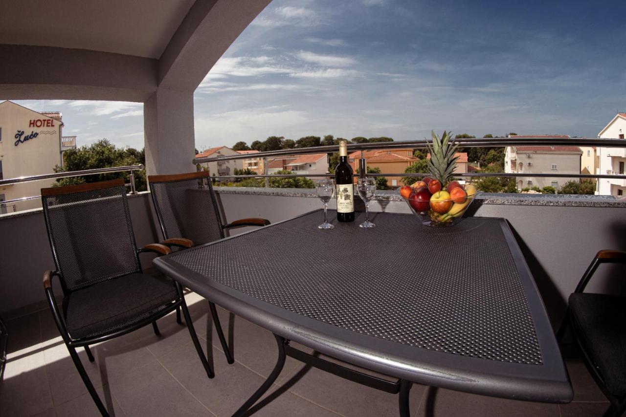 Apartmani Mijo, Biograd Na Moru Dış mekan fotoğraf