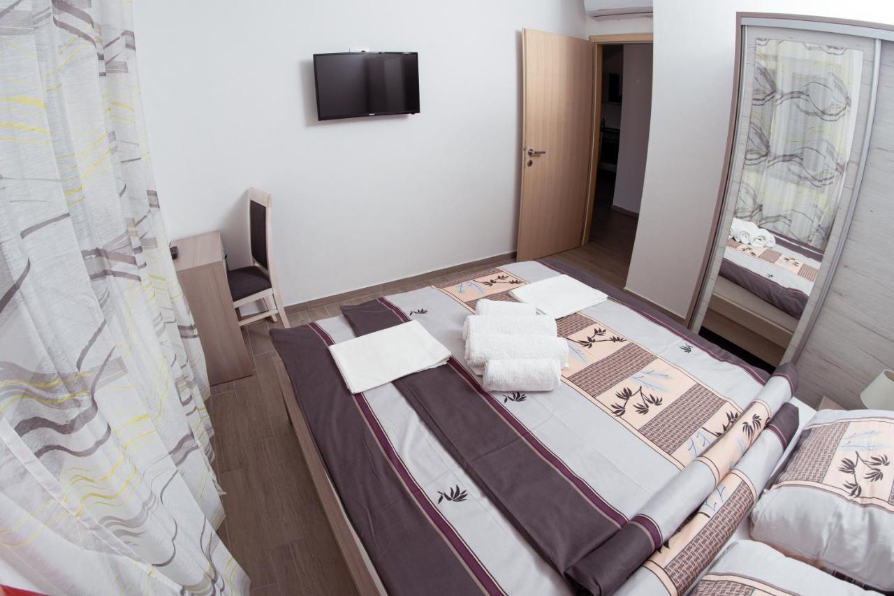 Apartmani Mijo, Biograd Na Moru Dış mekan fotoğraf