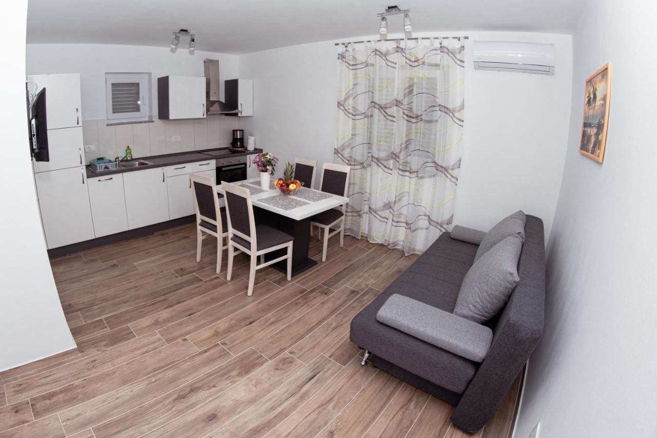 Apartmani Mijo, Biograd Na Moru Dış mekan fotoğraf